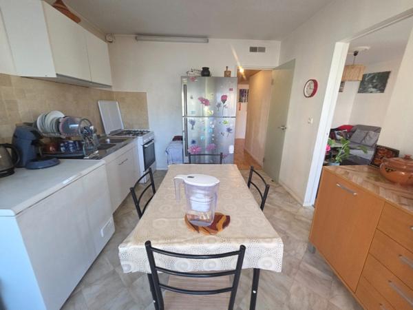 Dpt Gard (30), à vendre ALES appartement 72 m² dans résidence sécurisée secteur Centr'Ales.