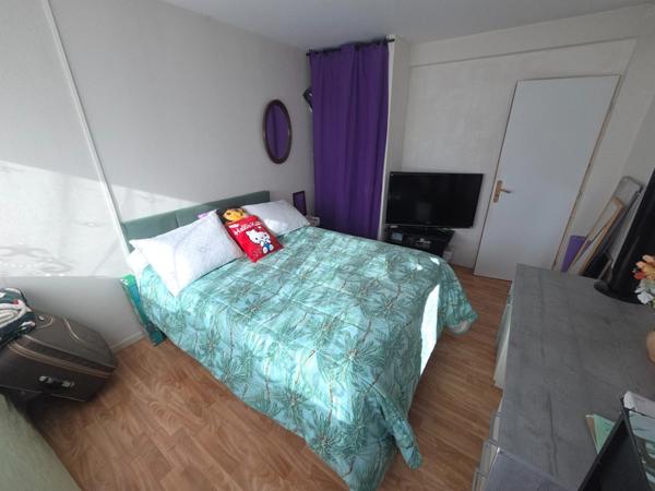 Dpt Gard (30), à vendre ALES appartement 72 m² dans résidence sécurisée secteur Centr'Ales.