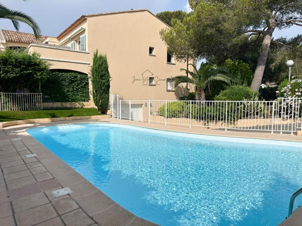 Saint-Raphaël (83700) T3 duplex terrasse piscine proche mer Saint-Raphaël