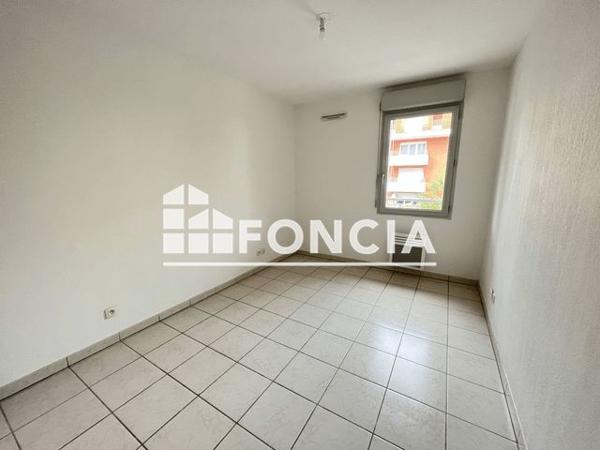 Location Appartement 3 pièces 62.5 m² - 64 BOULEVARD SILVIO TRENTIN Toulouse 31200