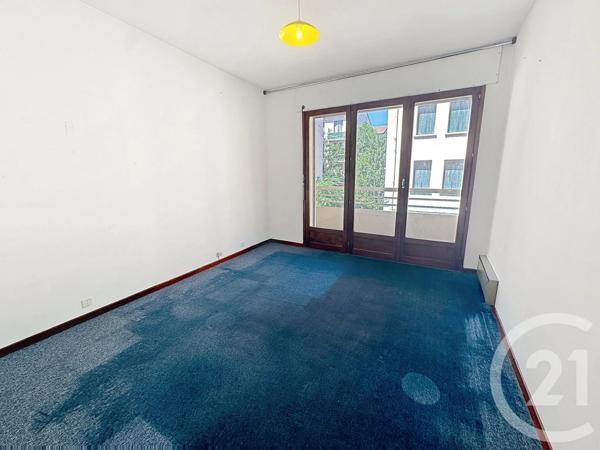 Appartement F4 à vendre  4 pièces - 107,48 m 2   AVIGNON  - 84