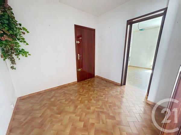 Appartement F4 à vendre  4 pièces - 107,48 m 2   AVIGNON  - 84