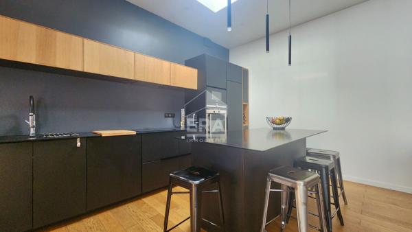 MAISON  FAMILIALE 7 PIÈCES 160M2 ? ATHIS MONS, CONVIVIALE ET  AVEC  DES PRESTATIONS DE STANDING