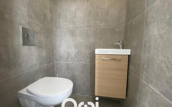 Appartement à vendre    3 pièces • 71,50 m2 Vaux-le-Pénil