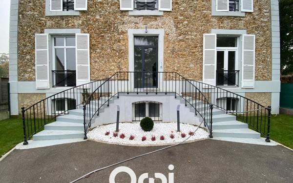 Appartement à vendre    3 pièces • 71,50 m2 Vaux-le-Pénil