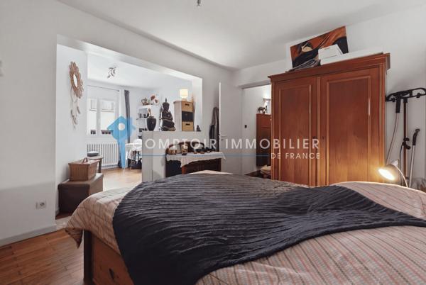 Maison 7 pièce(s) 4 chambre(s) 179 m²