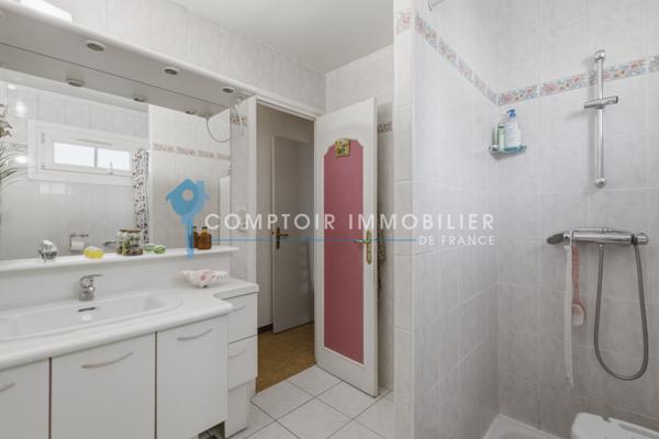 Maison 7 pièce(s) 4 chambre(s) 179 m²