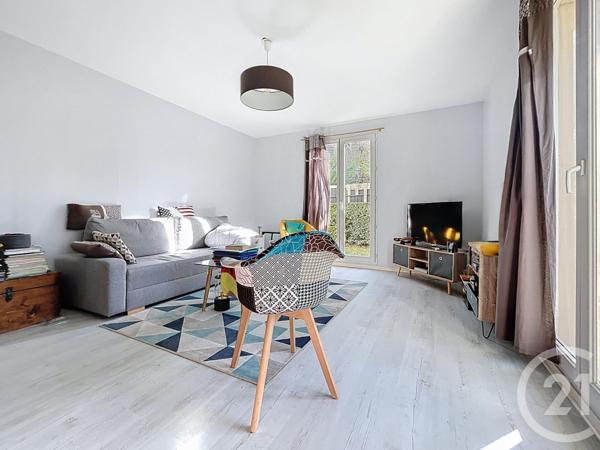 Appartement F2 à vendre  2 pièces - 48,64 m2 LIEUSAINT - 77