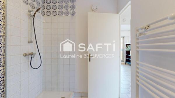 Résidence sécurisée avec piscine et tennis