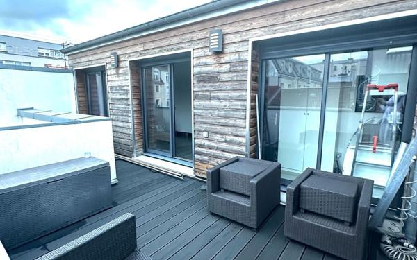 Maison à vendre    5 pièces • 83,24 m2 Ivry-sur-Seine