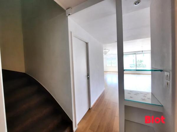 Appartement 4 pièce(s)