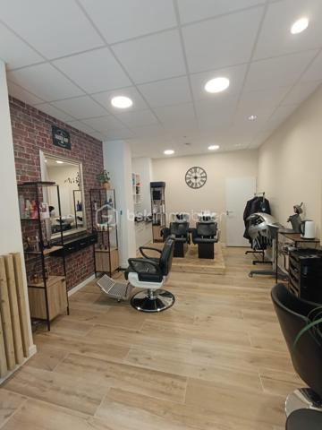 Local commercial de 226,53 m²