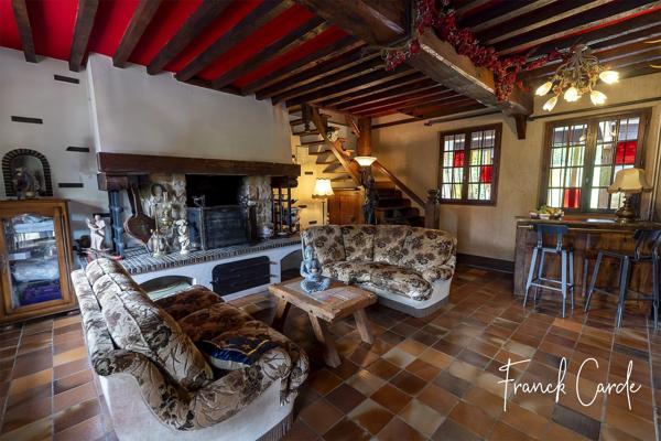 Authentique chaumière de 170 m² au charme normand, idéale pour projet familial ou chambres d’hôtes