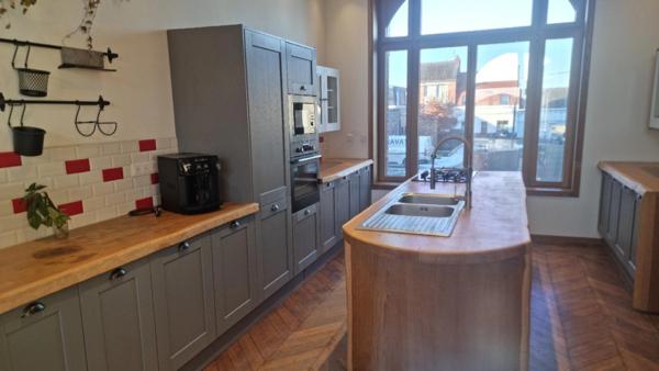 Maison Bourgeoise Prestige à vendre 10 pièces MERVILLE (59)