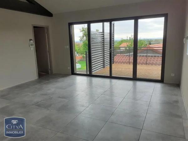Appartement à louer 3 pièces 70.52m² Changy (42310)