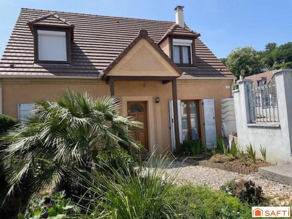 Maison T5 - 124 m2 - 3 chambres - terrain 461 m2 - RER C - commerces - écoles - accès RN 20 et Francilienne