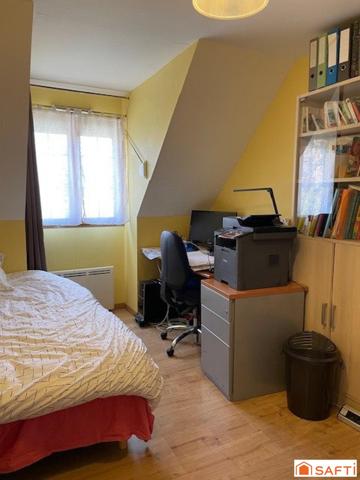 Maison T5 - 124 m2 - 3 chambres - terrain 461 m2 - RER C - commerces - écoles - accès RN 20 et Francilienne