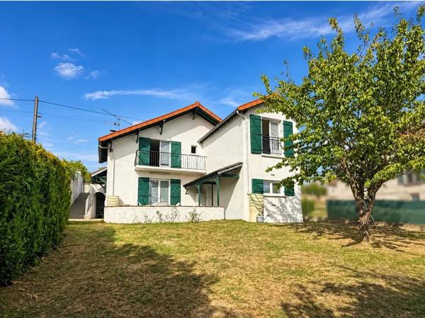 Vente                                                      Maison
                        
                     5 pièces                      113 m2                     à Thorigny-sur-Marne