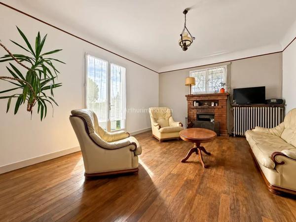 Vente                                                      Maison
                        
                     5 pièces                      113 m2                     à Thorigny-sur-Marne