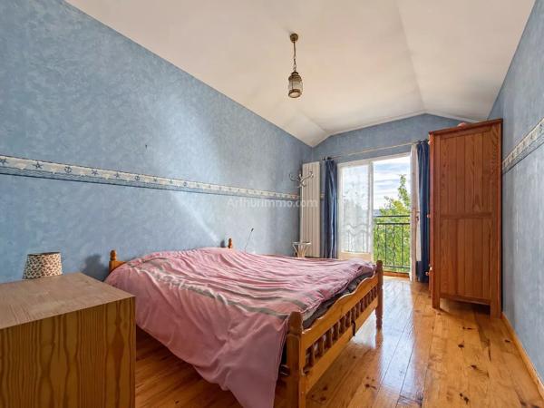 Vente                                                      Maison
                        
                     5 pièces                      113 m2                     à Thorigny-sur-Marne