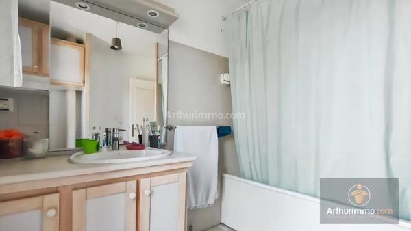 Vente                                                      Maison
                        
                     4 pièces                      84 m2                     à Bondoufle