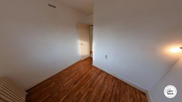 Appartement • 4 Pièces • 3 Chambres • Surface Totale de 73m²• Cuisine équipée • Cave • Garage fermé • Sotteville-lès-Rouen.