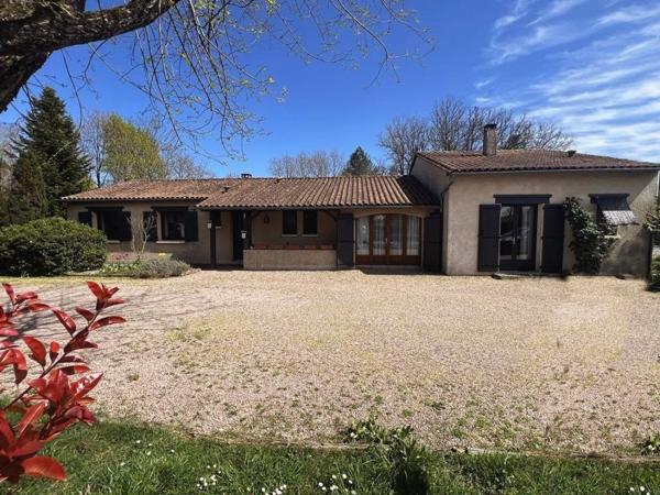 Maison Brantome En Perigord 8 pièce(s) 140 m2