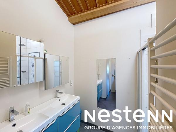 A Vendre : Jolie Maison de Village avec garage - 71570 LA CHAPELLE DE GUINCHAY