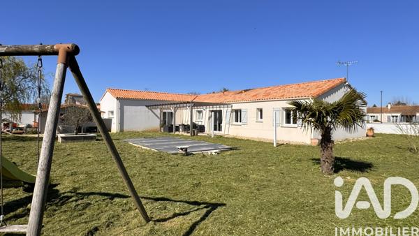 Maison à vendre 8 pièces 130,5 m² Maillezais