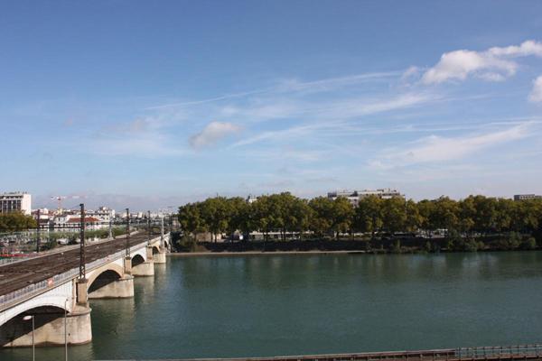 Appartement T3 81 m2 perrache LYON 2