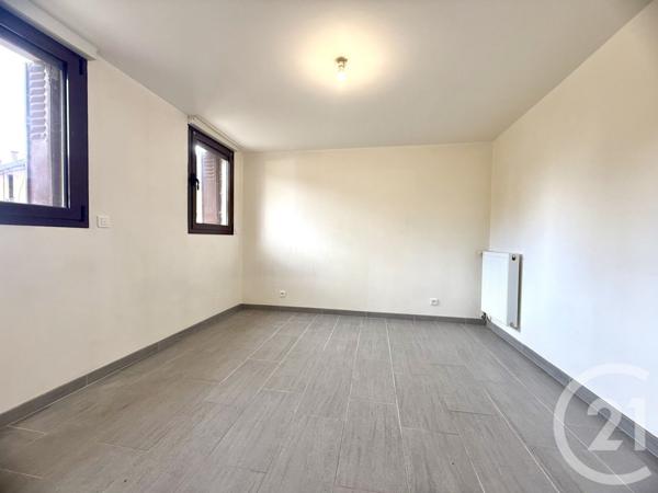 Appartement F2 à vendre  2 pièces - 28,48 m2 LE MESNIL LE ROI - 78