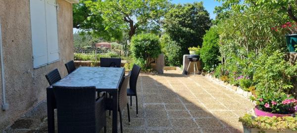 Villa  10 pièce(s) 220 m2 sur 2000 m² piscinable vue mer