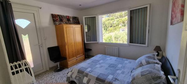 Villa  10 pièce(s) 220 m2 sur 2000 m² piscinable vue mer