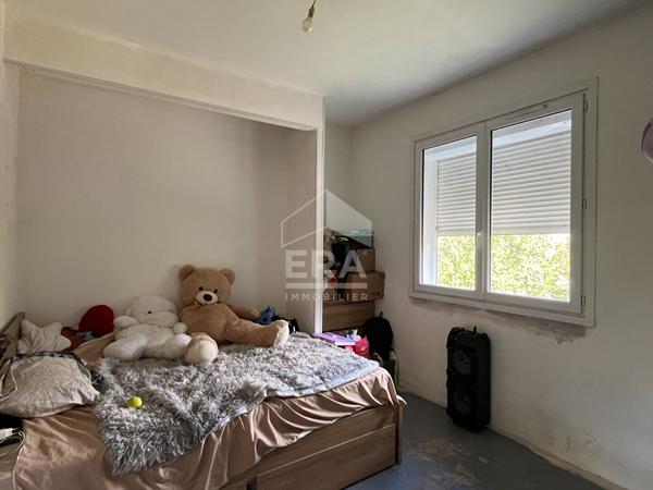 A vendre sur la commune de Marsac sur l'isle, maison avec jardin et petites dépendances