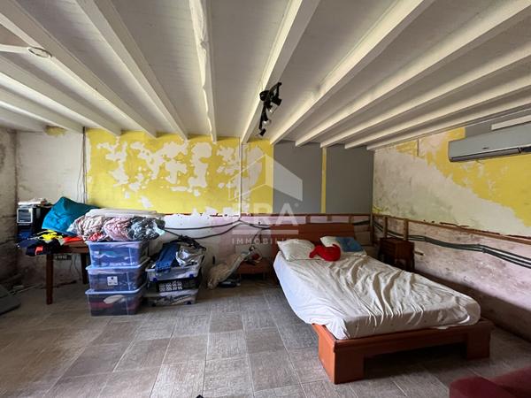A vendre sur la commune de Marsac sur l'isle, maison avec jardin et petites dépendances
