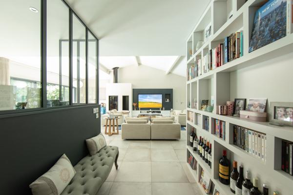 GUJAN-MESTRAS VILLA 200 M² 4 CHAMBRES PISCINE TERRAIN 2179M²