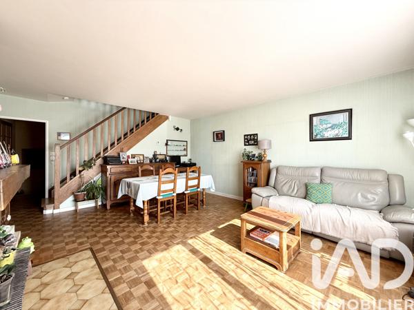 Maison à vendre 5 pièces 106 m² Élancourt