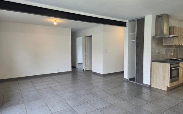 Maison à vendre    6 pièces •  Rochefort