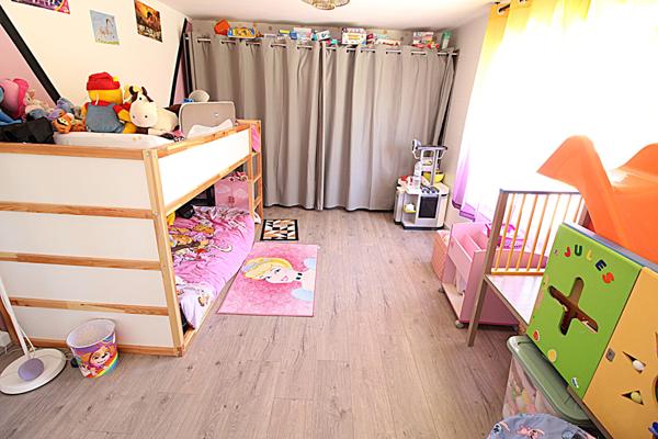 Saint Loup en Champagne : maison 3 chambres- dépendances