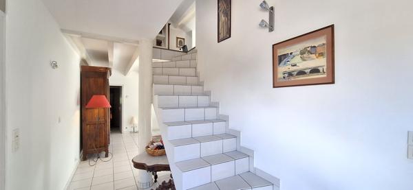Maison contemporaine à vendre à Saint Denis les Bourg - quartier recherché rare sur le marché