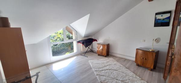 Maison contemporaine à vendre à Saint Denis les Bourg - quartier recherché rare sur le marché