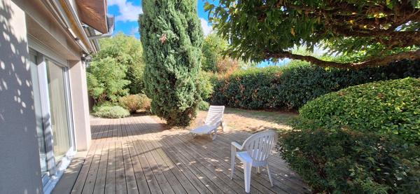 Maison contemporaine à vendre à Saint Denis les Bourg - quartier recherché rare sur le marché
