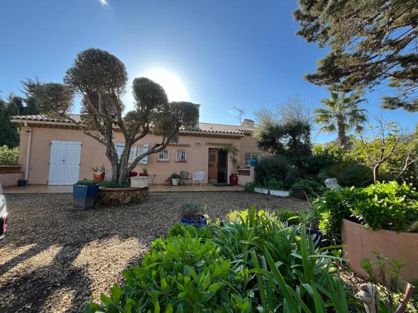Grande villa familiale vue mer