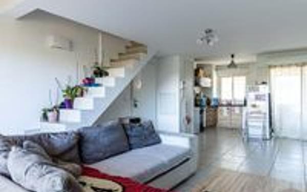 Appartement à vendre    4 pièces • 84 m2 Colomars