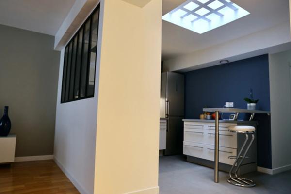 A vendre à REIMS (51) centre ville, une maison +garage+terrasse+cave voutée