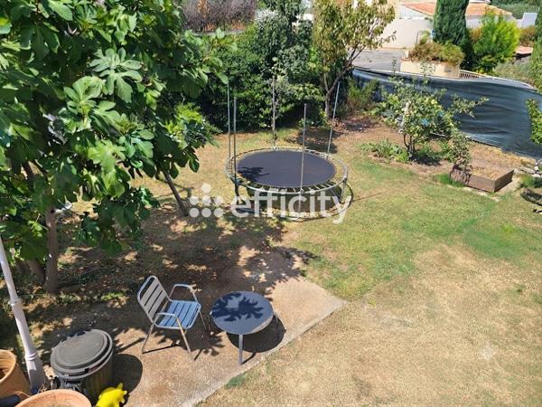 Maison
         7 pièces
        - 170 m² Exclusivité 595 000 € *