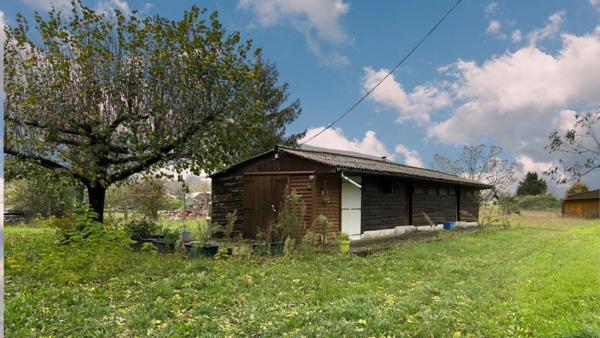 Terrain à vendre de 3302 m2 à Serrières-en-Chautagne