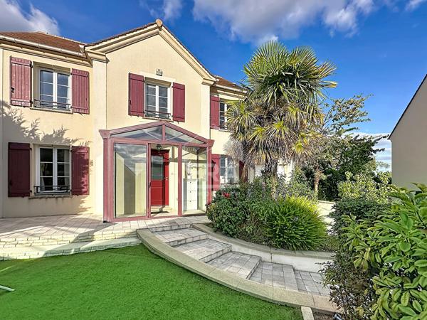 MAREIL-EN-FRANCE  MAISON FAMILIALE 143 M²  5 CHAMBRES  JACUZZI