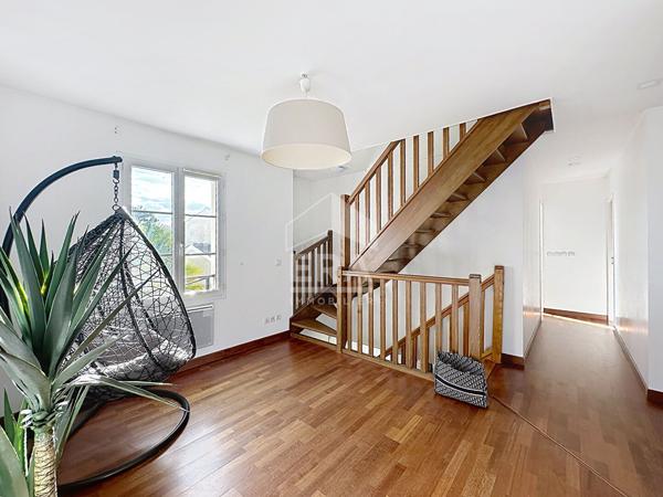 MAREIL-EN-FRANCE  MAISON FAMILIALE 143 M²  5 CHAMBRES  JACUZZI