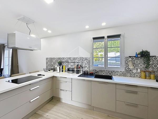 MAREIL-EN-FRANCE  MAISON FAMILIALE 143 M²  5 CHAMBRES  JACUZZI